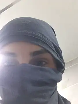 eyelessmage  online show from March 4, 6:47 pm