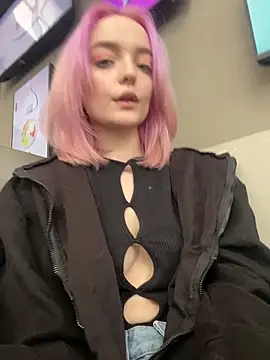 aka Blonde online show from March 4, 5:35 am