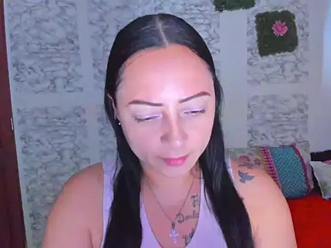 XXXStephanie XXX online show from February 25, 9:57 pm