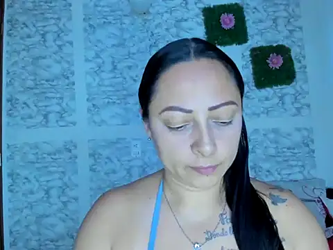 XXXStephanie XXX online show from April 27, 11:03 pm