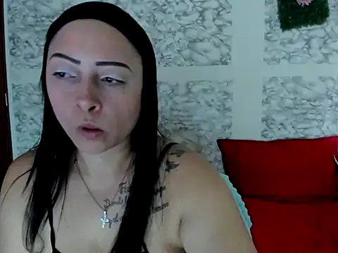 XXXStephanie XXX online show from May 2, 9:42 pm