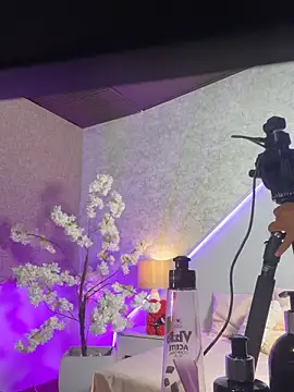 maaluh online show from April 15, 4:58 pm