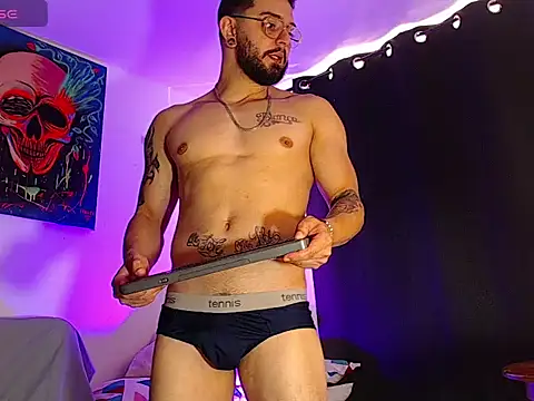 Axel Stton online show from August 4, 2:19 pm