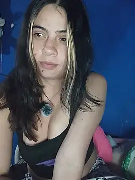 Snapshot of Megan_nica chatting on May 20, 1:23 am Megan nica online show from May 20, 1:23 am
