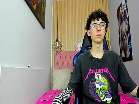 Syriussz online show from February 19, 7:32 pm