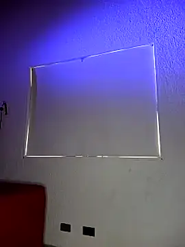 Canela Osada  online show from February 10, 1:15 pm