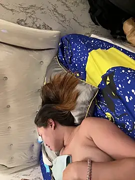 Ponthip online show from March 16, 9:30 pm