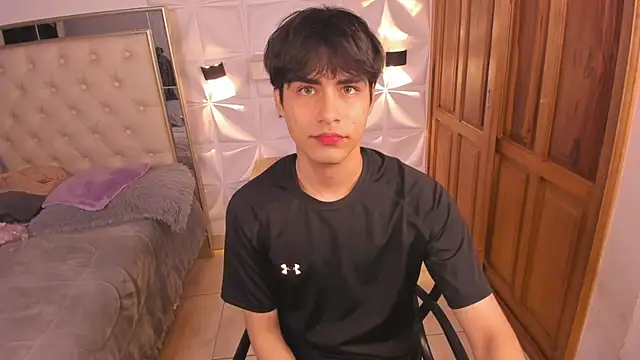 IamJuanJoc online show from April 14, 12:38 am