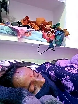 Snapshot of kiiuu_sexe chatting on February 1, 7:23 pm kiiuu sexe online show from February 1, 7:23 pm