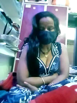 Snapshot of kiiuu_sexe chatting on February 11, 4:45 pm kiiuu sexe online show from February 11, 4:45 pm