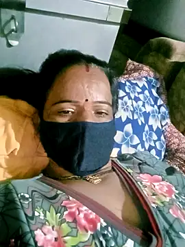 Snapshot of kiiuu_sexe chatting on February 12, 4:51 am kiiuu sexe online show from February 12, 4:51 am