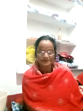 Snapshot of kiiuu_sexe chatting on February 15, 12:18 am kiiuu sexe online show from February 15, 12:18 am