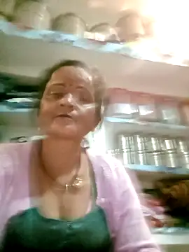 Snapshot of kiiuu_sexe chatting on February 17, 2:02 pm kiiuu sexe online show from February 17, 2:02 pm