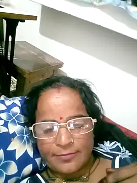 kiiuu sexe online show from April 5, 4:15 pm