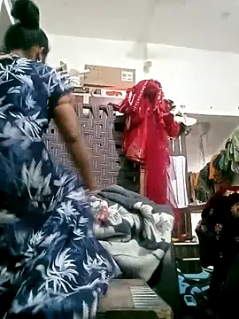 kiiuu sexe online show from April 16, 4:52 pm