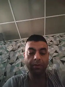 Snapshot of ashleellaunda7582 chatting on May 15, 2:29 am ashleellaunda7582 online show from May 15, 2:29 am
