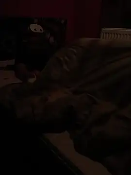 Masztisfiu2 online show from January 18, 12:14 am