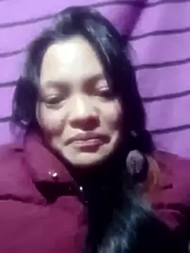 jjennyyy online show from January 15, 1:37 pm