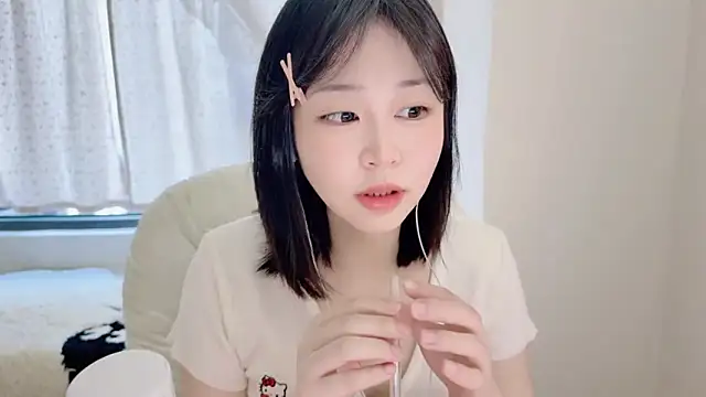 Snapshot of Onefiona chatting on July 16, 7:03 am Onefiona online show from July 16, 7:03 am