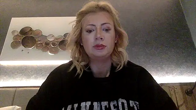 SydneyNoir online show from January 13, 8:19 am