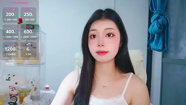 -XiaoYu-777 online show from March 26, 9:48 am