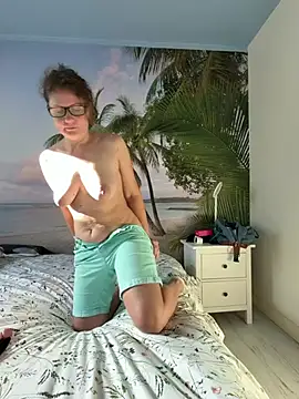 Faucettes online show from April 24, 6:49 am