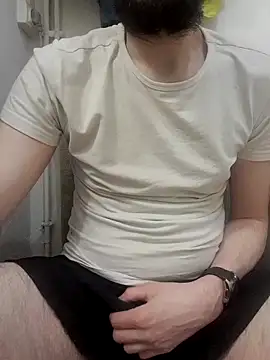 80julien online show from February 11, 8:47 pm