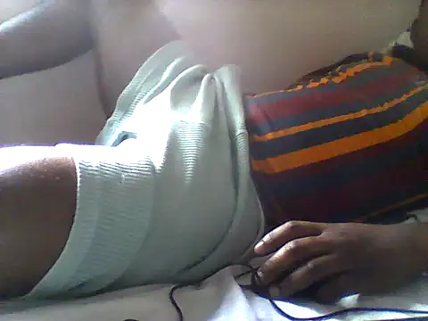 Snapshot of handsomeguy02 chatting on June 29, 1:00 pm handsomeguy02 online show from June 29, 1:00 pm