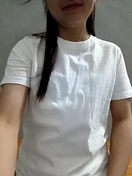 Vanvan68xx online show from April 20, 9:38 pm