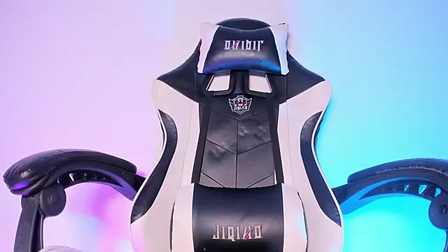 passion black online show from April 24, 6:54 pm