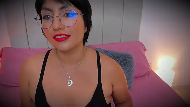 nathy bush online show from April 22, 8:43 pm