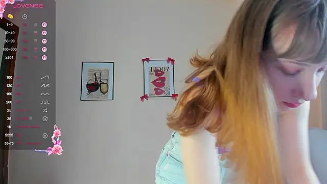 Snapshot of tracy_aw chatting on February 2, 7:51 am tracy aw online show from February 2, 7:51 am