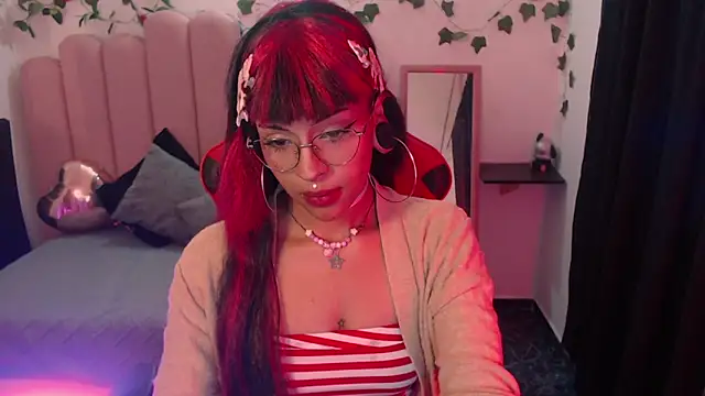 jia1111  online show from February 19, 2:24 pm