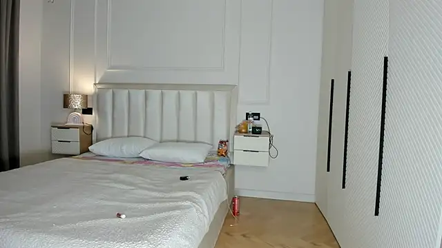 haerynn online show from April 11, 11:53 pm