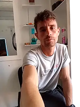 torvyHot online show from April 20, 7:15 pm