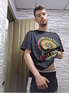 torvyHot online show from May 17, 11:28 am