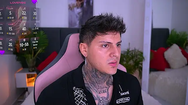 Snapshot of goldenatlasX chatting on March 6, 7:21 pm goldenatlasX online show from March 6, 7:21 pm