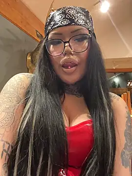 BaByDollxChloe online show from February 4, 10:21 am