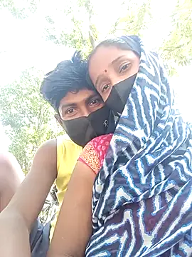 Shivanisingh4 online show from April 14, 9:26 am