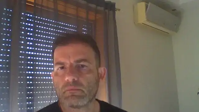 Snapshot of _grj1 chatting on April 29, 7:56 am grj1 online show from April 29, 7:56 am