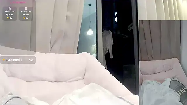 Mia-zhan online show from February 7, 2:43 pm