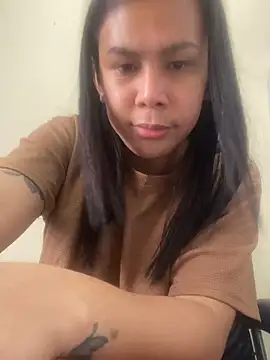 BriannaCruz24 online show from April 21, 2:04 am