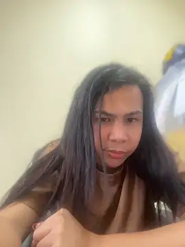 BriannaCruz24 online show from April 21, 7:03 am