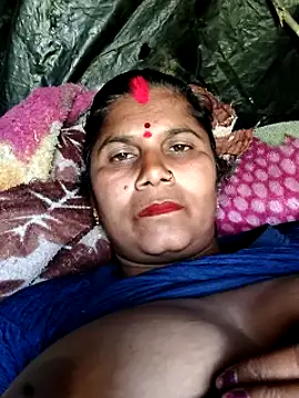 Hot di97 online show from February 7, 8:29 am