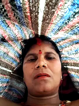 Hot di97 online show from February 13, 7:59 am