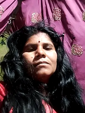 Hot di97 online show from February 22, 9:46 pm