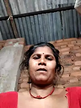 Hot di97 online show from April 14, 2:45 pm