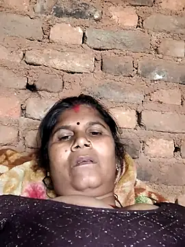 Hot di97 online show from April 16, 2:07 pm