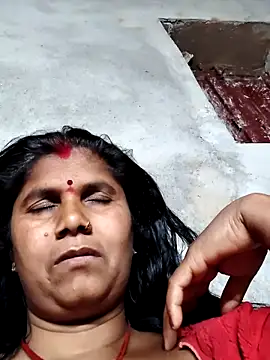 Hot di97 online show from April 20, 8:21 pm