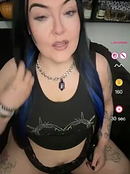 Miss CurvesXXX online show from April 24, 11:12 am